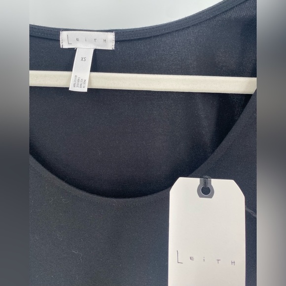 LEITH - Bodycon Fitted MIDI Dress in Black - Picture 8 of 12